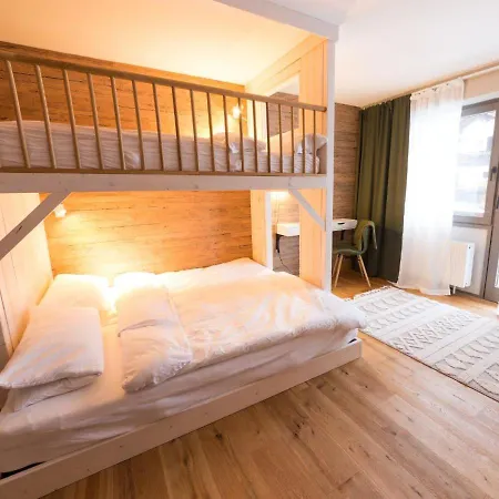 Stylish And Modern - Alm-flat-vacation 오버라우