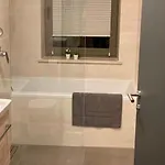 Apartman Stylish And Modern - Alm-flat-vacation