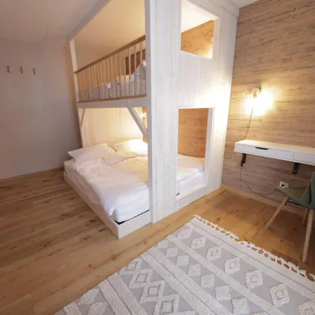 Stylish And Modern - Alm-flat-vacation Apartment Oberau (Garmisch-Partenkirchen)