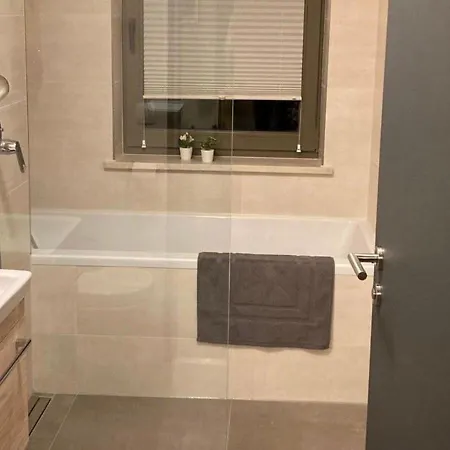 Apartament Stylish And Modern - Alm-flat-vacation