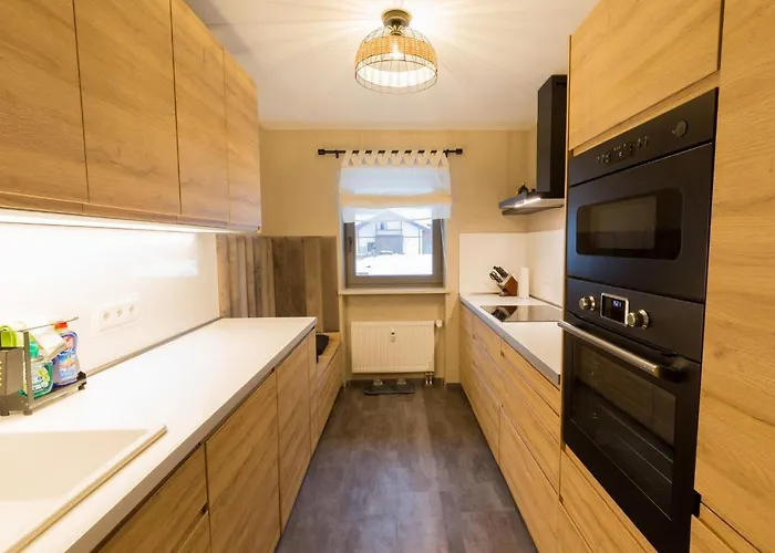 Stylish And Modern - Alm-flat-vacation דירה אובראו